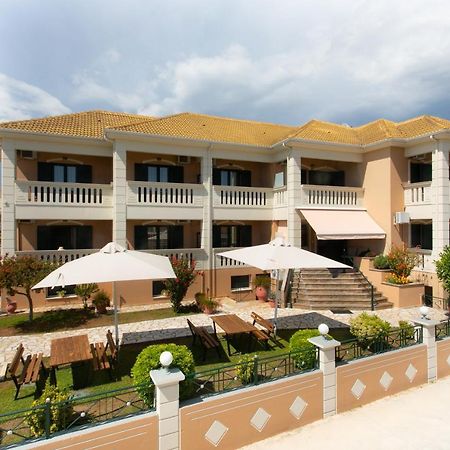Lady Elena Hotel 아무디아 외부 사진