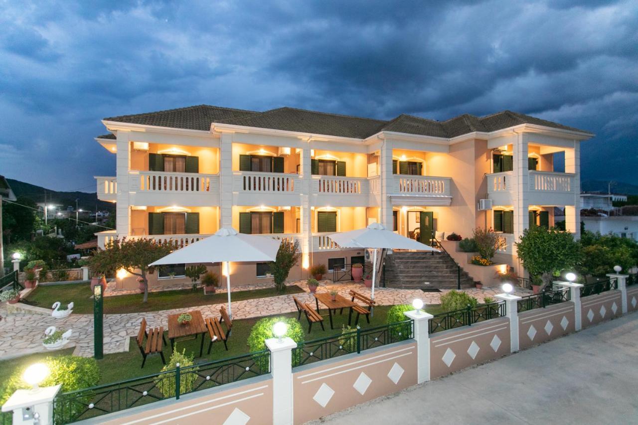 Lady Elena Hotel 아무디아 외부 사진