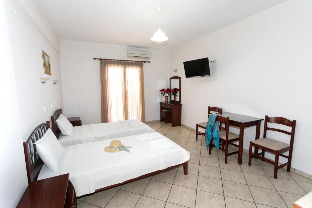 Lady Elena Hotel 아무디아 외부 사진
