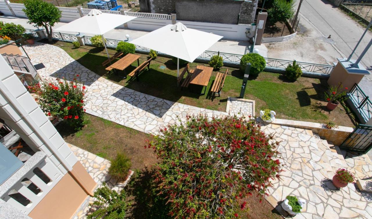 Lady Elena Hotel 아무디아 외부 사진